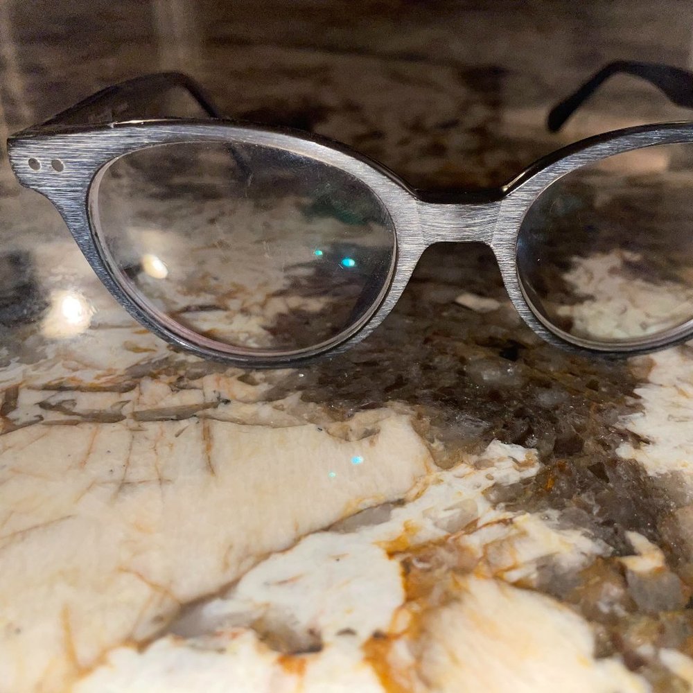 Woody glasses